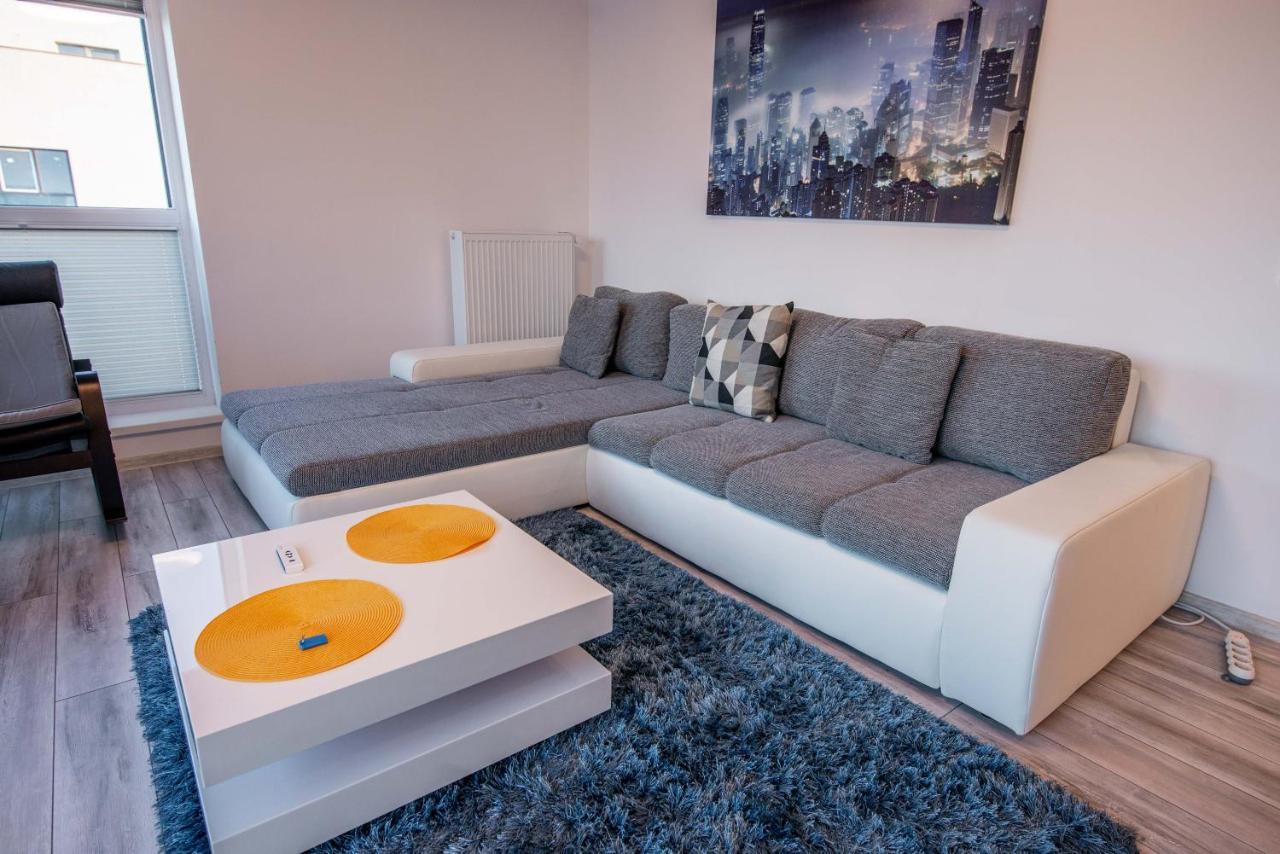 Luxury Westpark 2 Presidentialsuite With Lake View W4 Букурещ Екстериор снимка