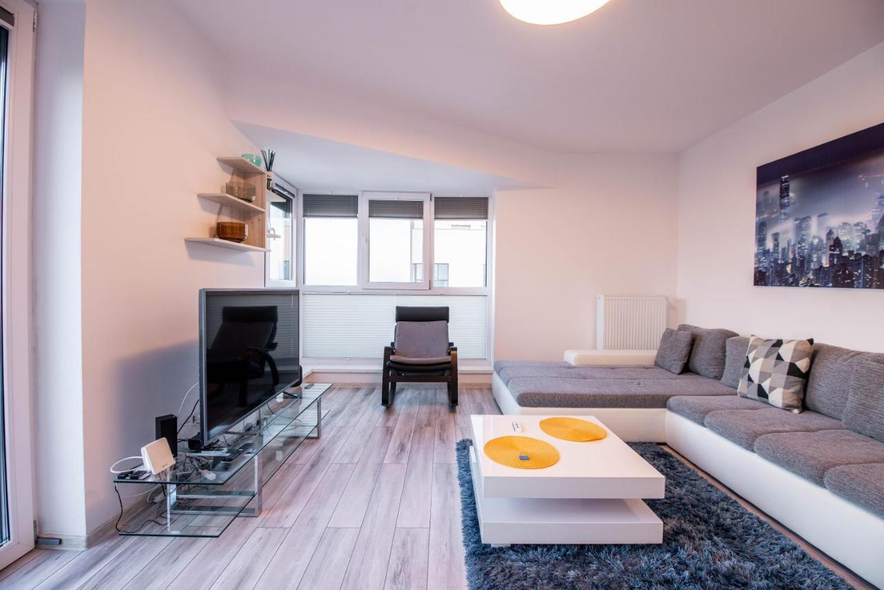 Luxury Westpark 2 Presidentialsuite With Lake View W4 Букурещ Екстериор снимка